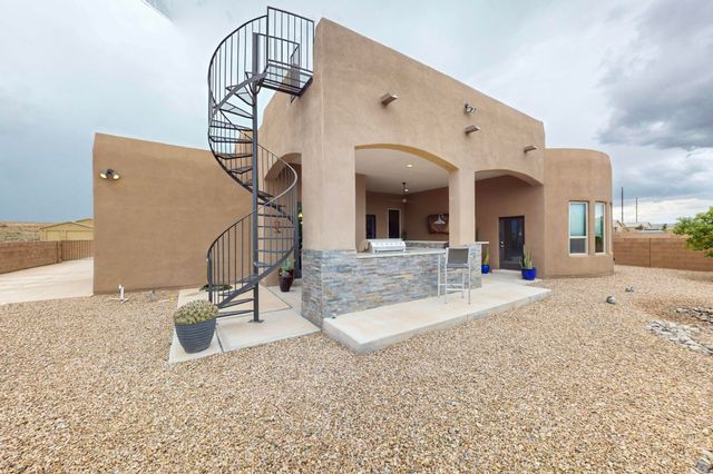 3220 Vatapa Road NE, Rio Rancho, NM 87144