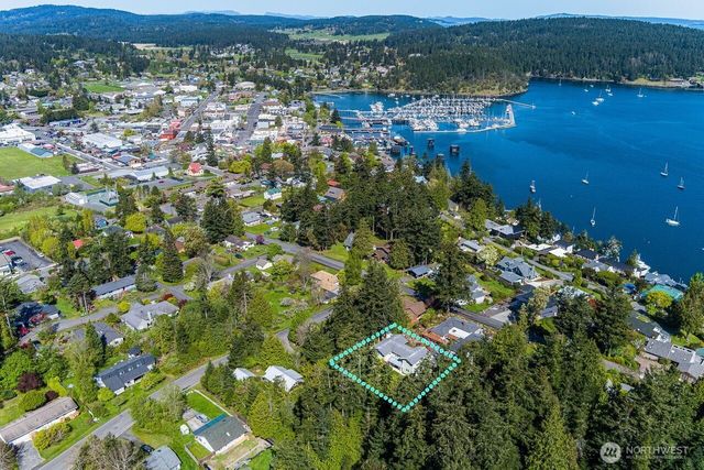 480 Nelson Street, Friday Harbor, WA 98250