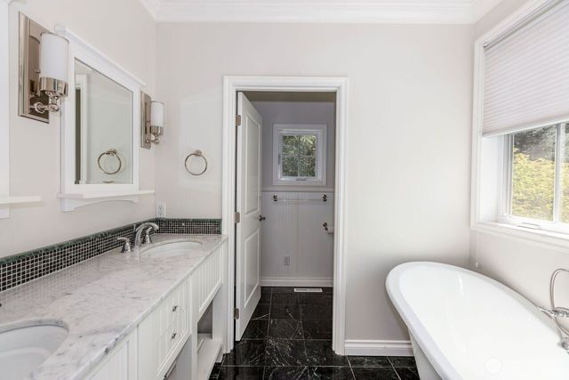 480 Nelson Street, Friday Harbor, WA 98250