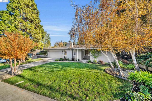 2421 Mallard Dr, Walnut Creek, CA 94597