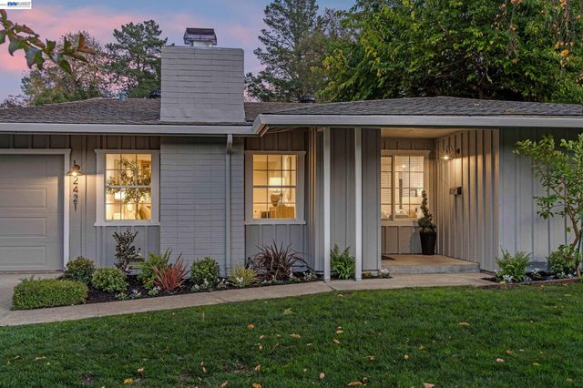 2421 Mallard Dr, Walnut Creek, CA 94597