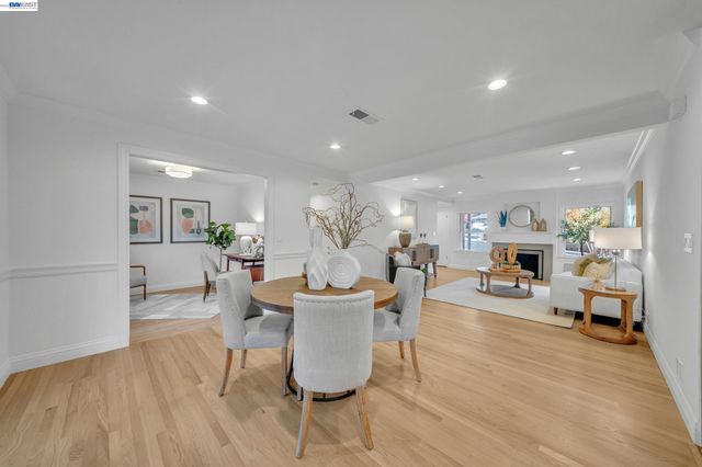 2421 Mallard Dr, Walnut Creek, CA 94597