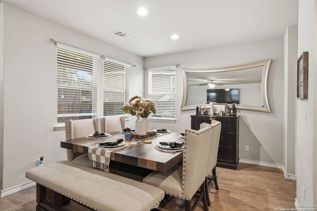 5726 Chestnut Xing, San Antonio, TX 78266