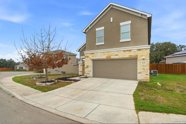 5726 Chestnut Xing, San Antonio, TX 78266