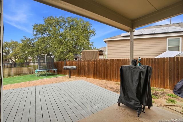 5726 Chestnut Xing, San Antonio, TX 78266