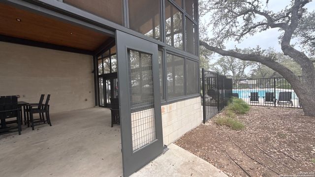 5726 Chestnut Xing, San Antonio, TX 78266
