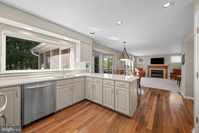 10 RAINDROP CIR, Reisterstown, MD 21136
