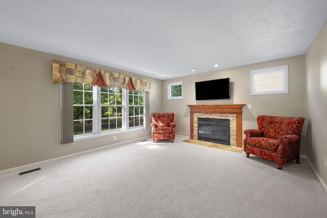 10 RAINDROP CIR, Reisterstown, MD 21136