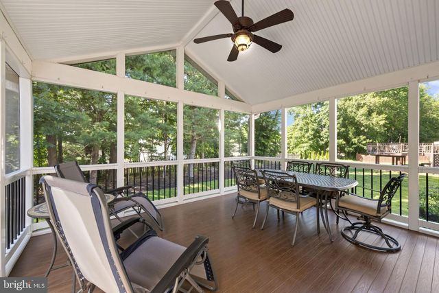 10 RAINDROP CIR, Reisterstown, MD 21136