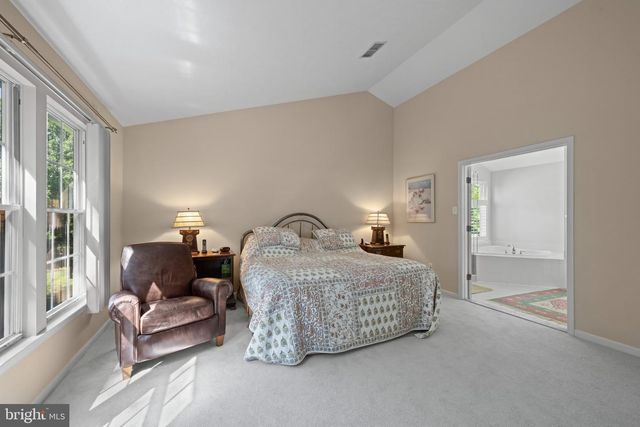 10 RAINDROP CIR, Reisterstown, MD 21136