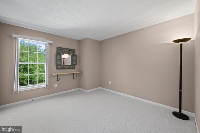 10 RAINDROP CIR, Reisterstown, MD 21136