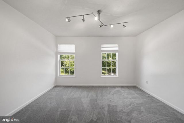 10 RAINDROP CIR, Reisterstown, MD 21136