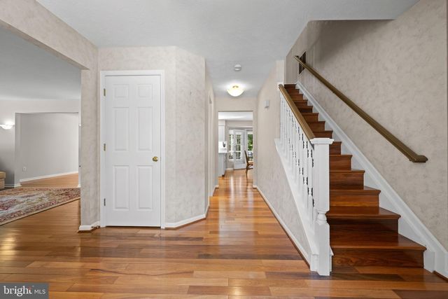 10 RAINDROP CIR, Reisterstown, MD 21136