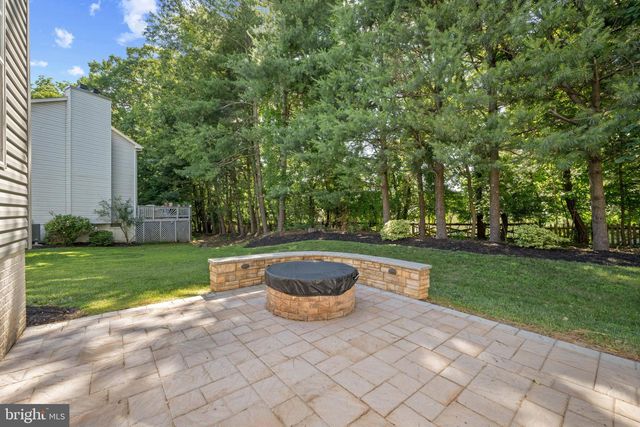 10 RAINDROP CIR, Reisterstown, MD 21136