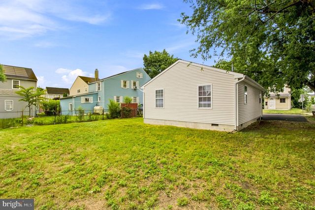 23 E BUCK ST, Paulsboro, NJ 08066