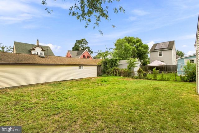 23 E BUCK ST, Paulsboro, NJ 08066