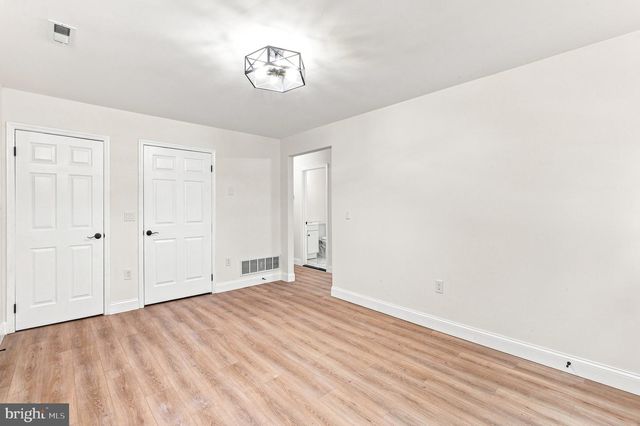 23 E BUCK ST, Paulsboro, NJ 08066