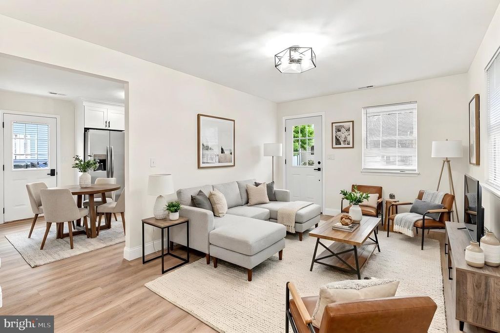 23 E BUCK ST, Paulsboro, NJ 08066