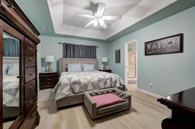 16008 Vicki Drive, Oklahoma City, OK 73170