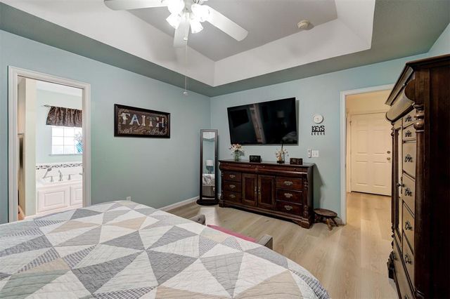 16008 Vicki Drive, Oklahoma City, OK 73170