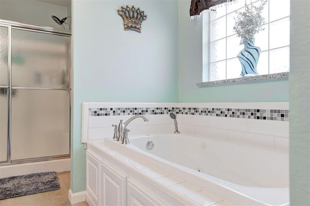 16008 Vicki Drive, Oklahoma City, OK 73170