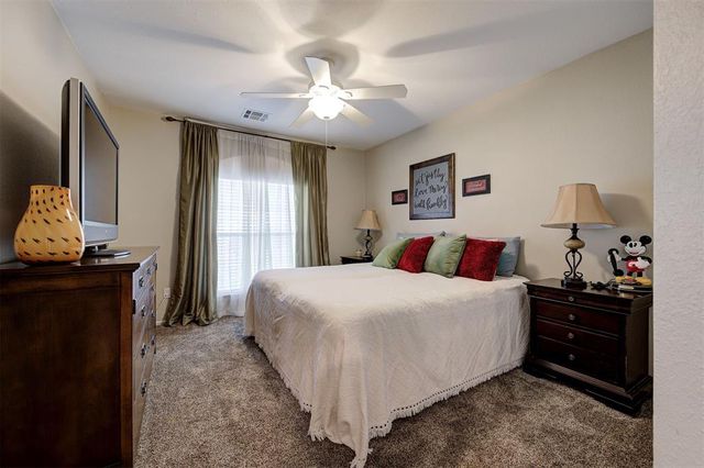 16008 Vicki Drive, Oklahoma City, OK 73170