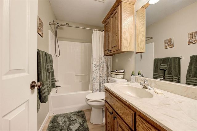 16008 Vicki Drive, Oklahoma City, OK 73170