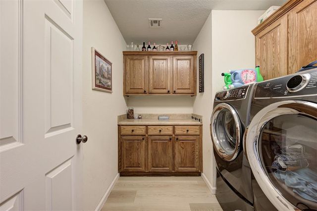 16008 Vicki Drive, Oklahoma City, OK 73170