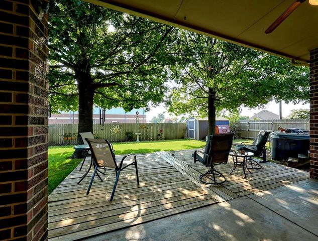 16008 Vicki Drive, Oklahoma City, OK 73170