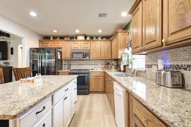 16008 Vicki Drive, Oklahoma City, OK 73170
