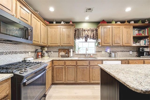 16008 Vicki Drive, Oklahoma City, OK 73170