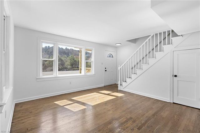 1502 Victory BLVD, Portsmouth, VA 23702