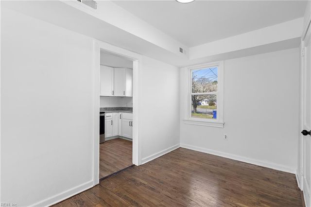 1502 Victory BLVD, Portsmouth, VA 23702