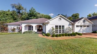 2210 Tedder Blvd, Murfreesboro, TN 37129