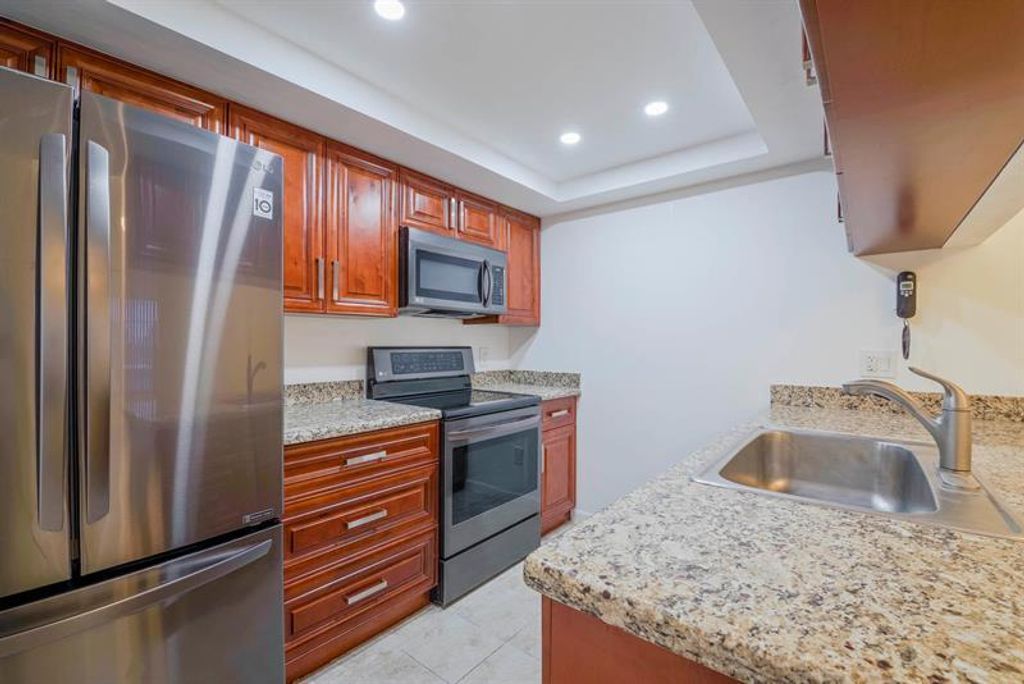 661 Waterside Drive, Hypoluxo, FL 33462