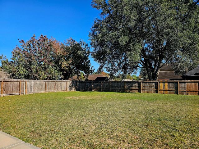 5201 Hampton Court Court, Rosenberg, TX 77471