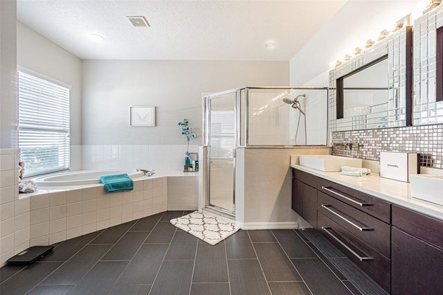 10859 CORY LAKE DRIVE, Tampa, FL 33647