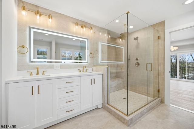 77 Elmwood Dr, Livingston Twp., NJ 07039