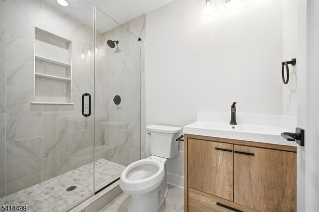 77 Elmwood Dr, Livingston Twp., NJ 07039