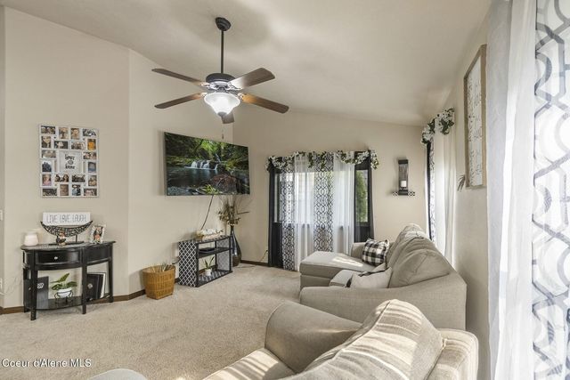 7673 Goodwater Loop, Coeur D'alene, ID 83815