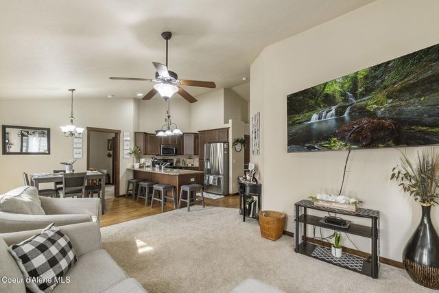 7673 Goodwater Loop, Coeur D'alene, ID 83815