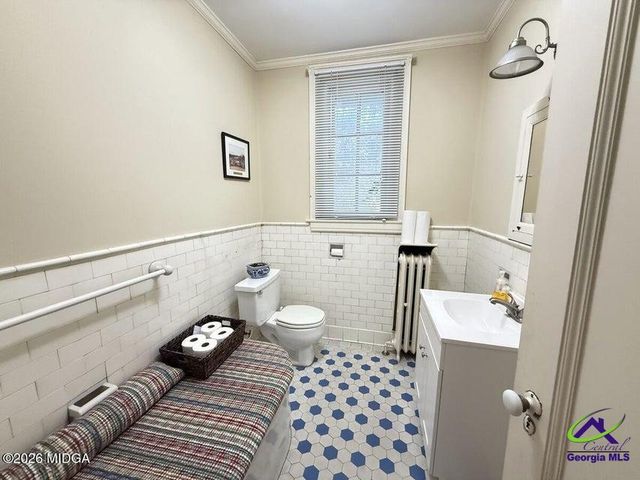 2055 Vineville Avenue, Macon, GA 31204