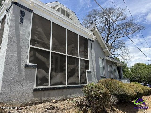 2055 Vineville Avenue, Macon, GA 31204