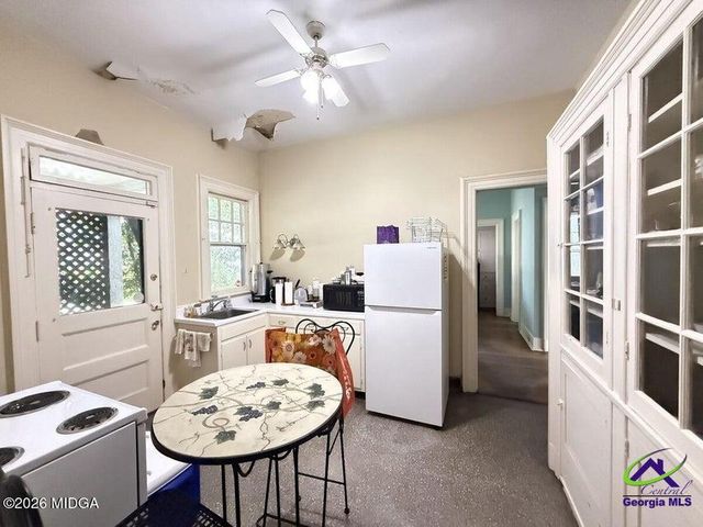2055 Vineville Avenue, Macon, GA 31204