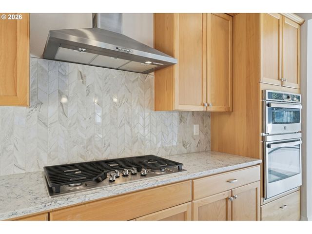 965 W MAGNOLIA Loop, Washougal, WA 98671