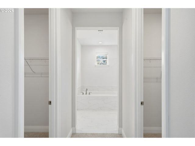 965 W MAGNOLIA Loop, Washougal, WA 98671