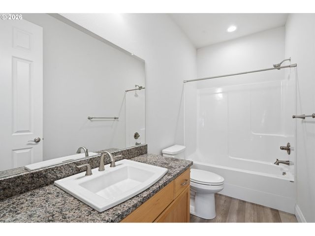 965 W MAGNOLIA Loop, Washougal, WA 98671