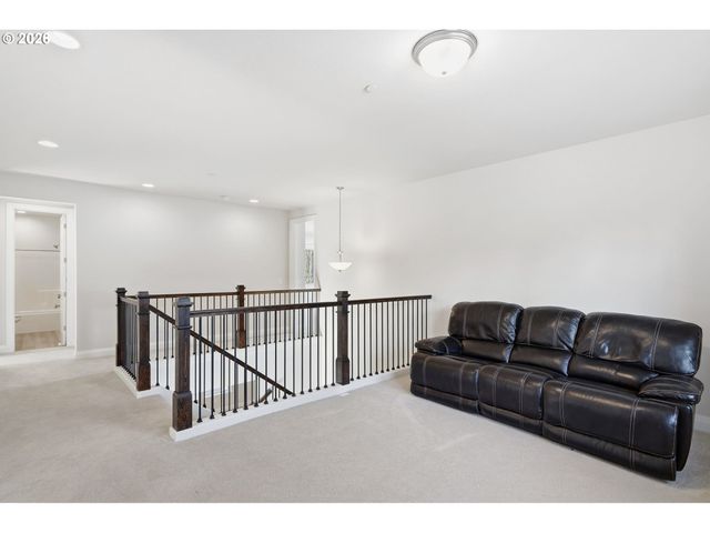 965 W MAGNOLIA Loop, Washougal, WA 98671