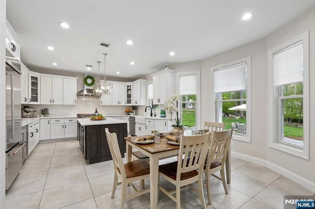 540 Helena Avenue, Wyckoff, NJ 07481