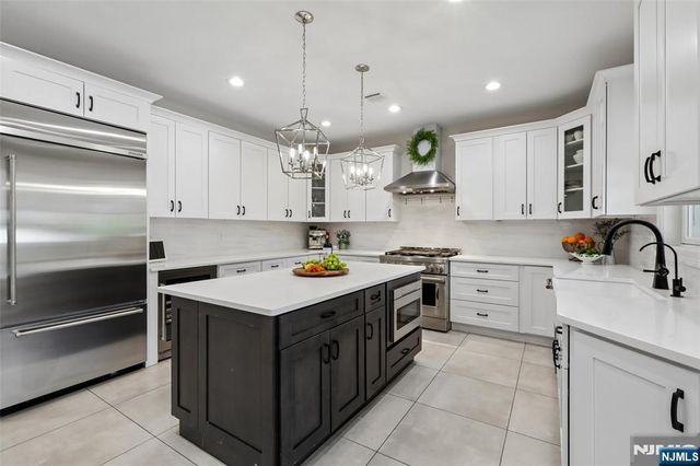 540 Helena Avenue, Wyckoff, NJ 07481